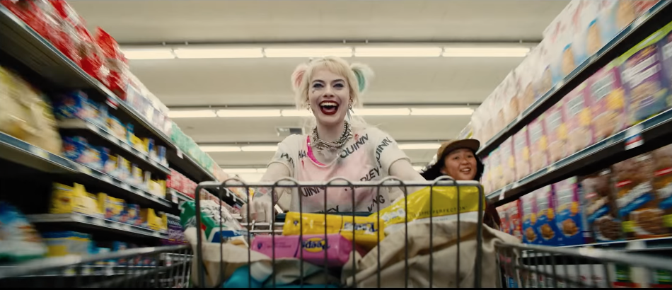 Harley Quinn pushing shopping cart in Birds of Prey 2020